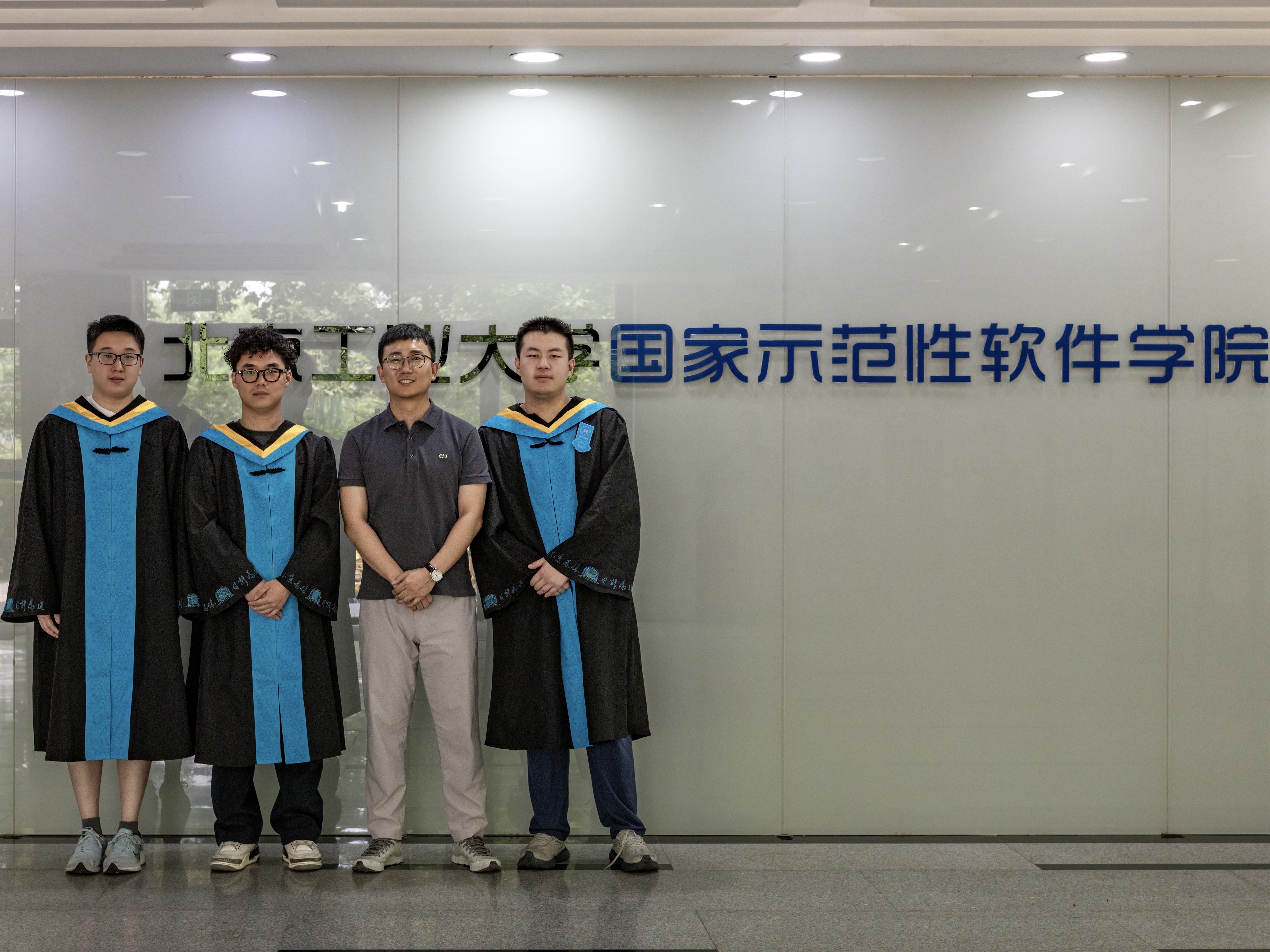 Lab photo 4